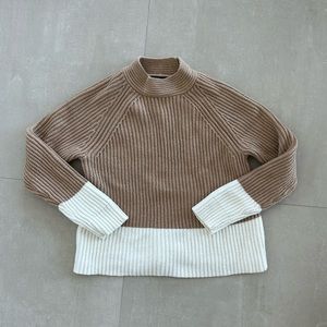 Banana Republic Knit Brown and White M Sweater